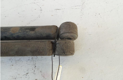 Dacia Sandero Bj.09 Satz Stossd&auml;mpfer Hinterachse 1.4 55kw